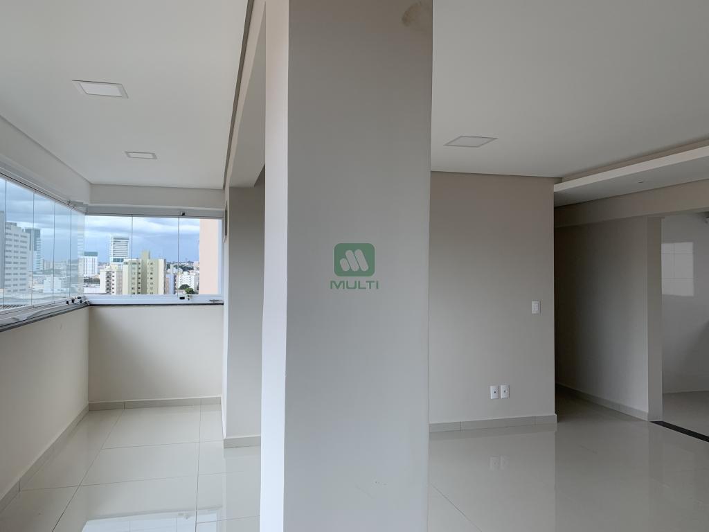 Apartamento à venda com 3 quartos, 210m² - Foto 7