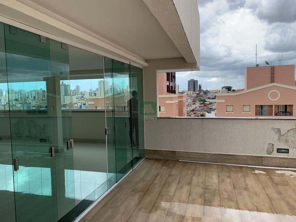 Apartamento à venda com 3 quartos, 210m² - Foto 8