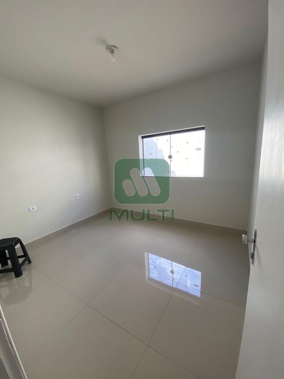 Casa à venda com 4 quartos, 200m² - Foto 8