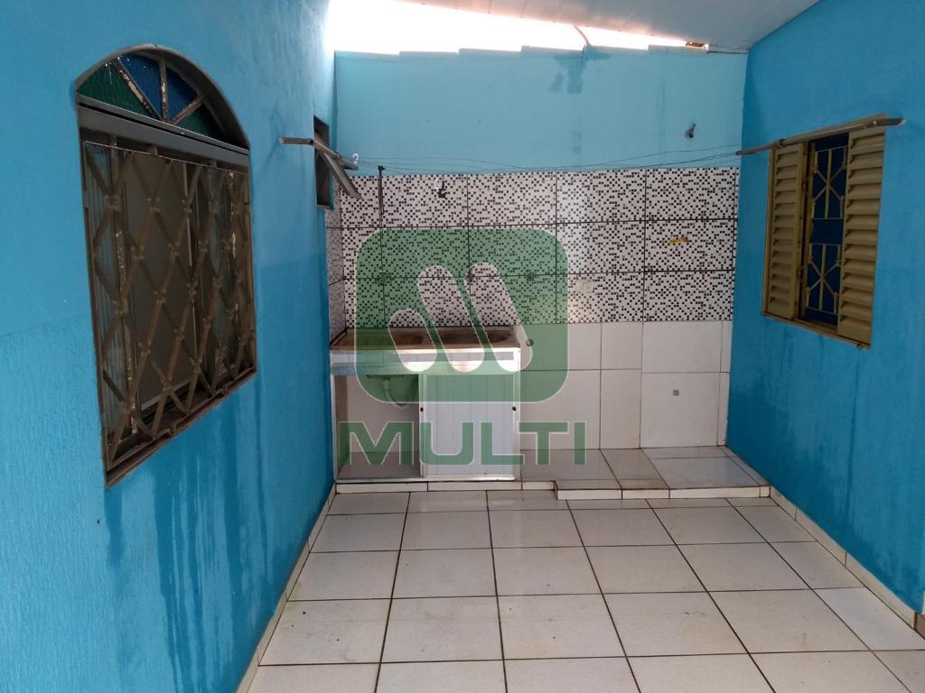 Casa à venda com 3 quartos, 166m² - Foto 9