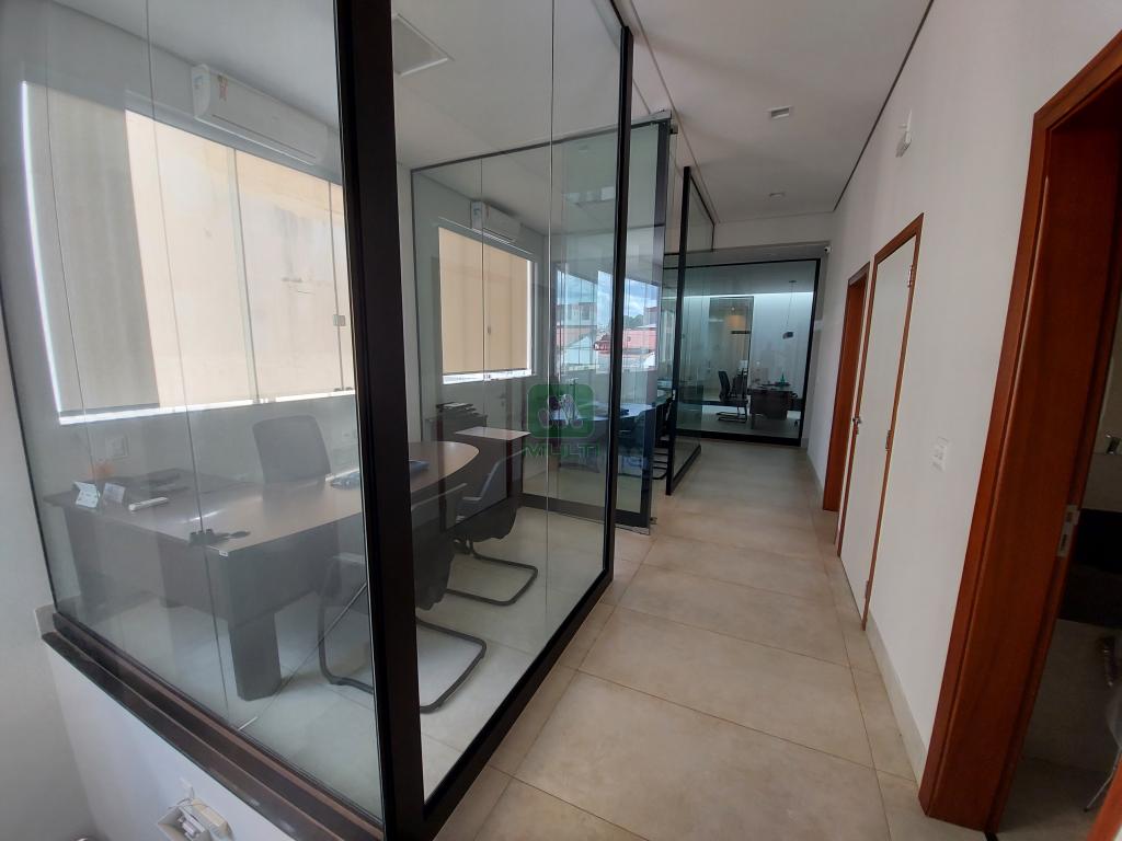 Prédio Inteiro à venda com 1 quarto, 401m² - Foto 4