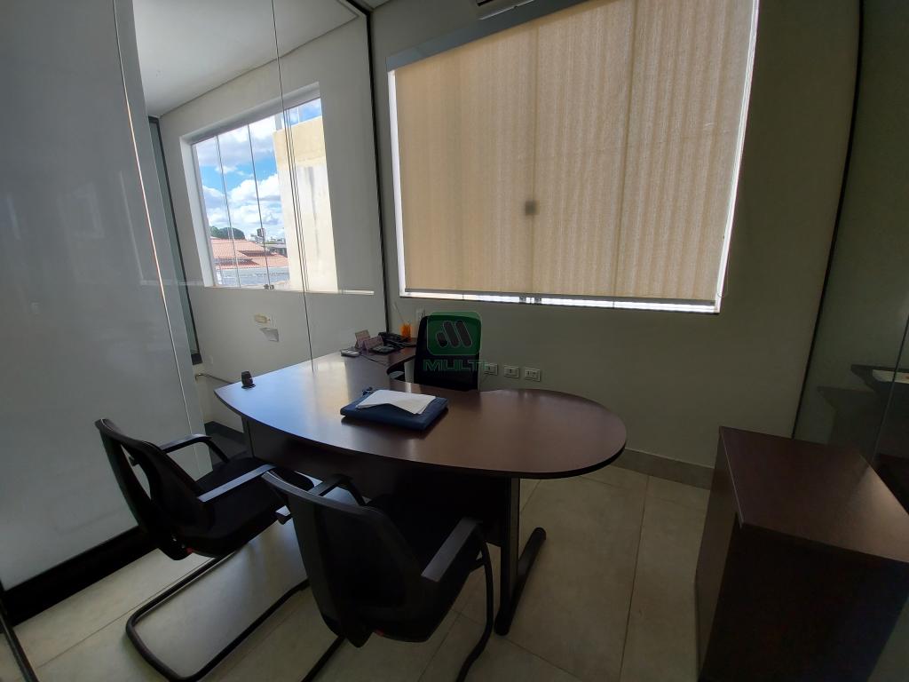 Prédio Inteiro à venda com 1 quarto, 401m² - Foto 5