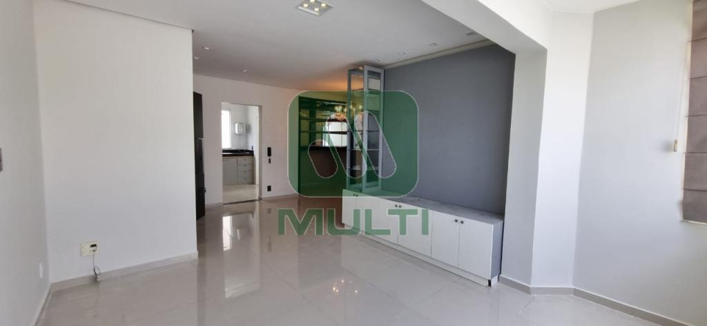 Apartamento à venda com 3 quartos, 100m² - Foto 4