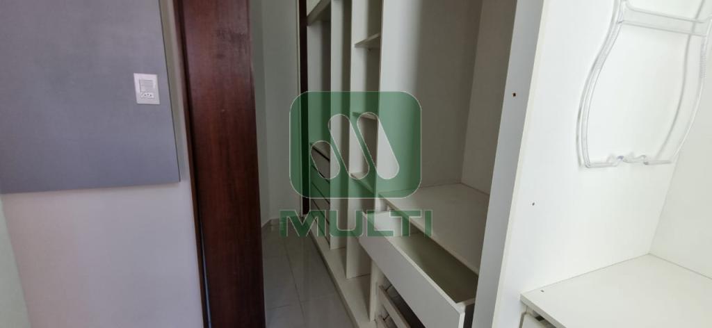 Apartamento à venda com 3 quartos, 100m² - Foto 11