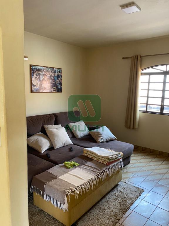 Casa à venda com 3 quartos, 373m² - Foto 11