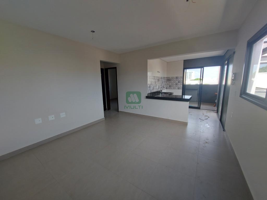 Apartamento à venda com 2 quartos, 60m² - Foto 5