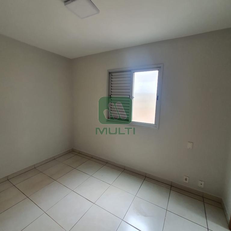 Casa à venda com 3 quartos, 100m² - Foto 18