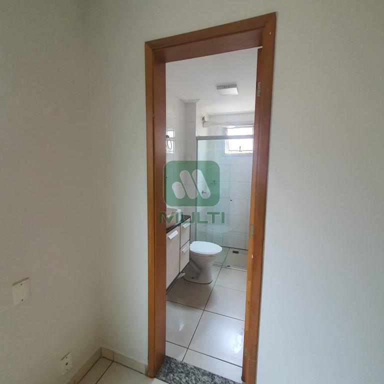 Casa à venda com 3 quartos, 100m² - Foto 19