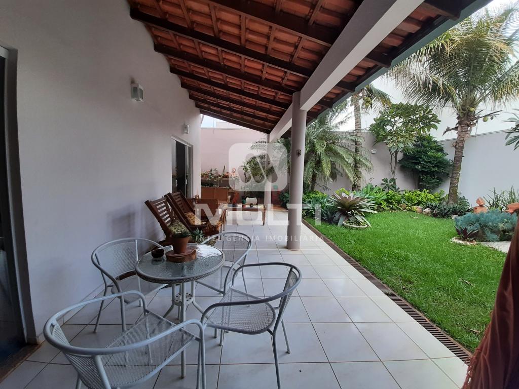 Casa à venda com 4 quartos, 354m² - Foto 10