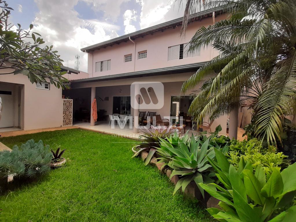 Casa à venda com 4 quartos, 354m² - Foto 14