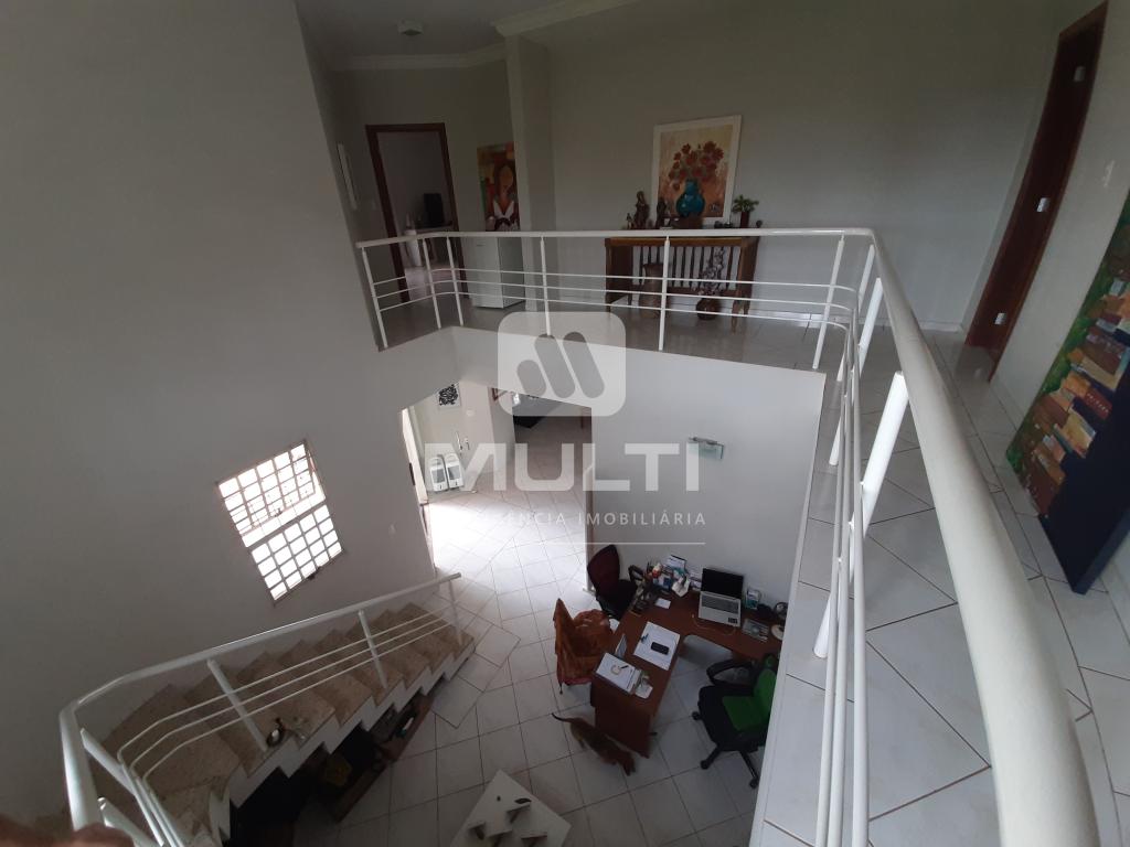 Casa à venda com 4 quartos, 354m² - Foto 20