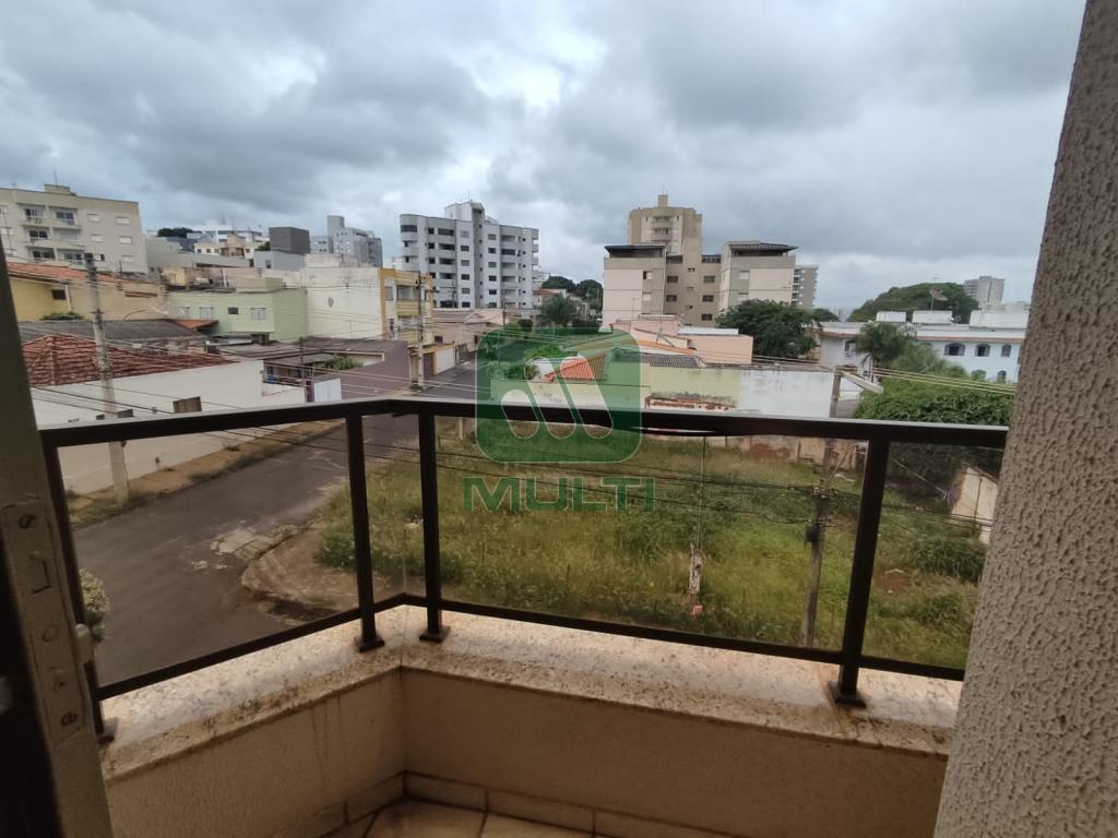 Apartamento à venda com 4 quartos, 200m² - Foto 15