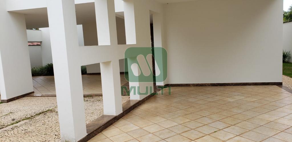 Casa à venda com 5 quartos, 411m² - Foto 18