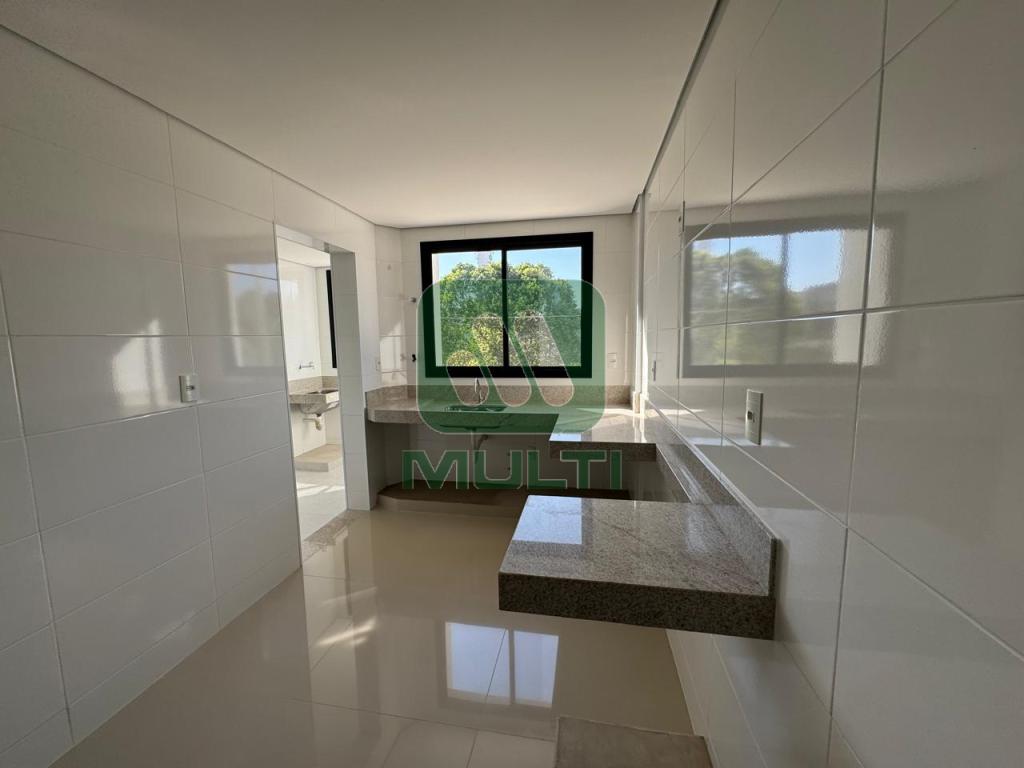 Apartamento à venda com 3 quartos, 101m² - Foto 9