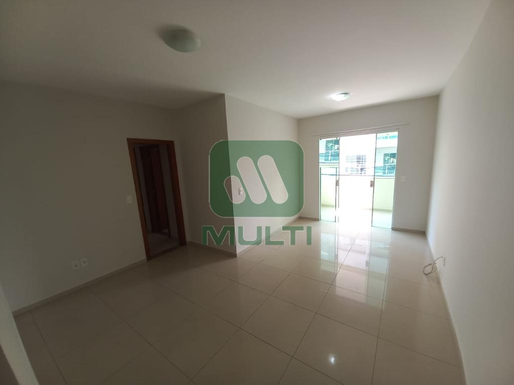 Apartamento à venda com 3 quartos, 90m² - Foto 1