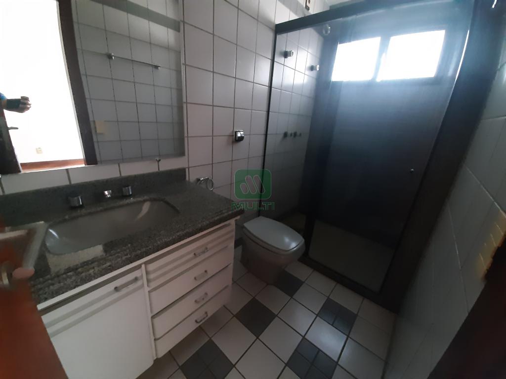 Apartamento à venda com 4 quartos, 200m² - Foto 11