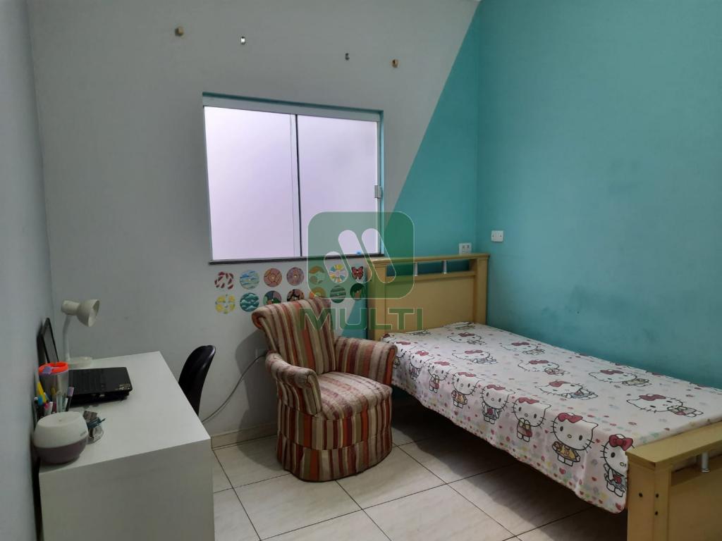 Casa à venda com 3 quartos, 109m² - Foto 15