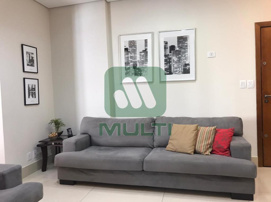 Apartamento à venda com 5 quartos, 250m² - Foto 3