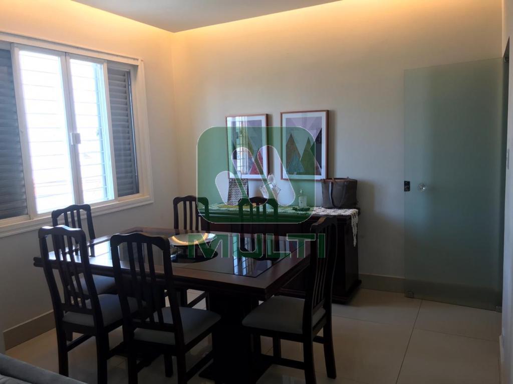 Apartamento à venda com 5 quartos, 250m² - Foto 7