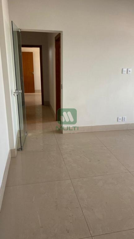 Apartamento à venda com 5 quartos, 250m² - Foto 20