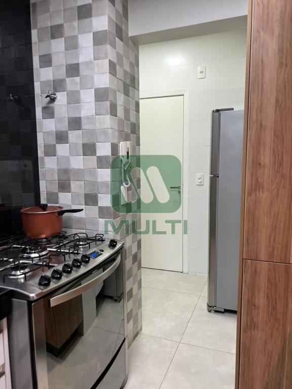 Apartamento à venda com 2 quartos, 69m² - Foto 10