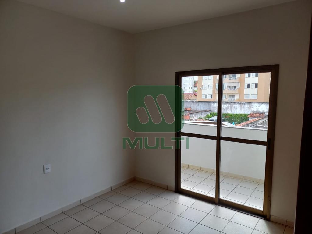 Apartamento à venda com 2 quartos, 87m² - Foto 1