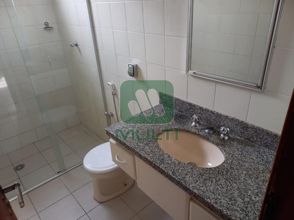 Apartamento à venda com 2 quartos, 87m² - Foto 7