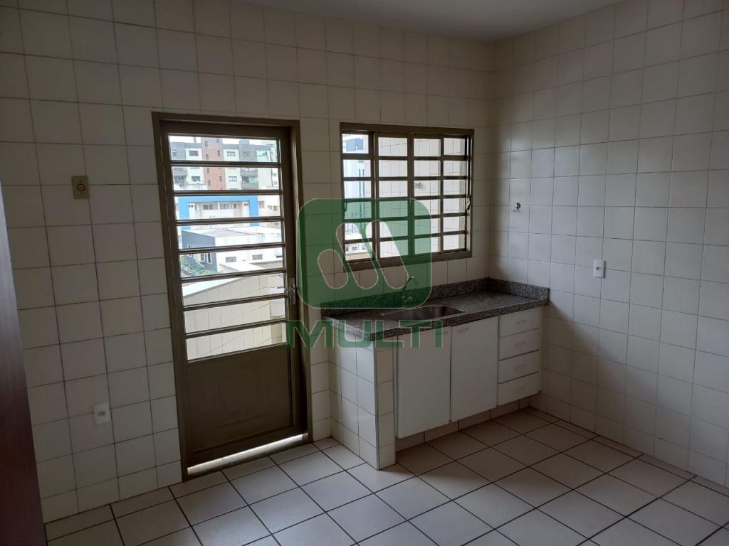 Apartamento à venda com 2 quartos, 87m² - Foto 8