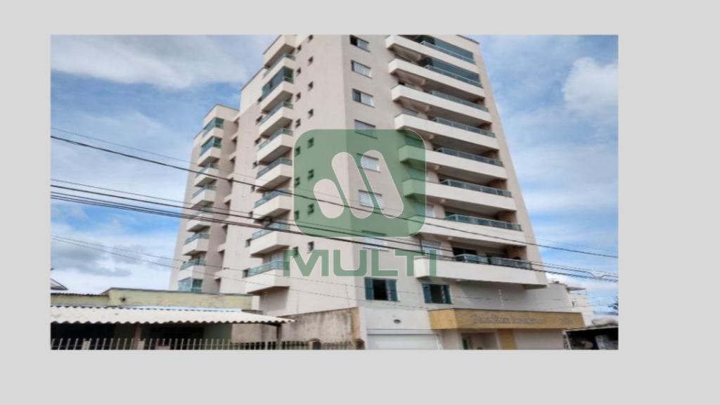 Apartamento à venda com 3 quartos, 100m² - Foto 1