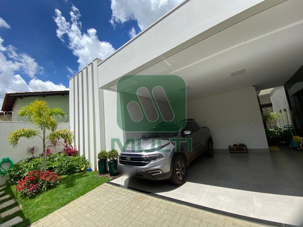 Casa à venda com 3 quartos, 200m² - Foto 5