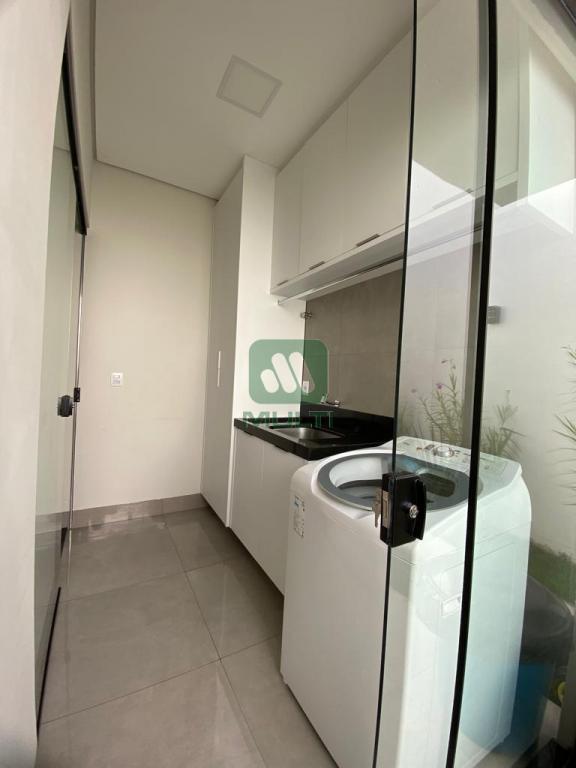 Casa à venda com 3 quartos, 200m² - Foto 11