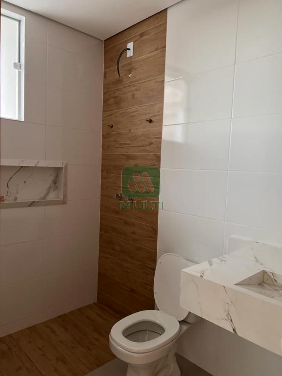 Casa à venda com 3 quartos, 124m² - Foto 12