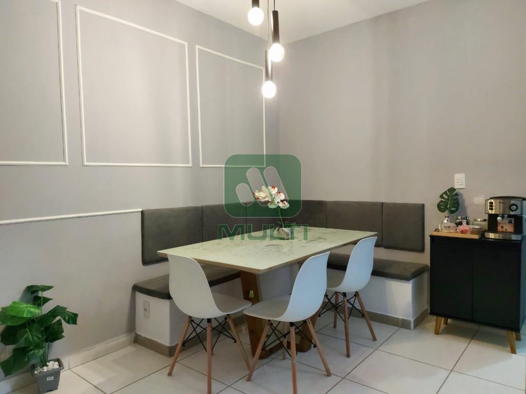 Apartamento à venda com 2 quartos, 52m² - Foto 1