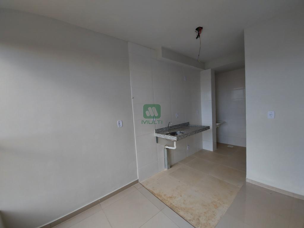 Apartamento à venda com 2 quartos, 56m² - Foto 3