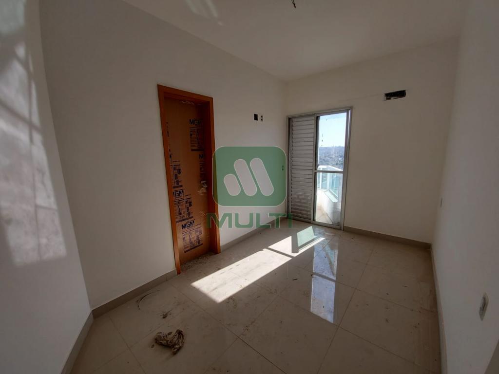 Apartamento à venda com 3 quartos, 88m² - Foto 1