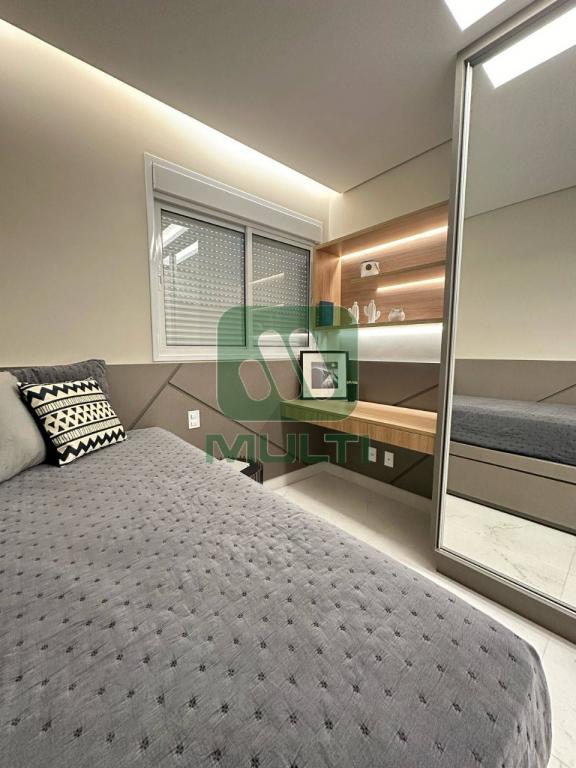 Apartamento à venda com 3 quartos, 105m² - Foto 8