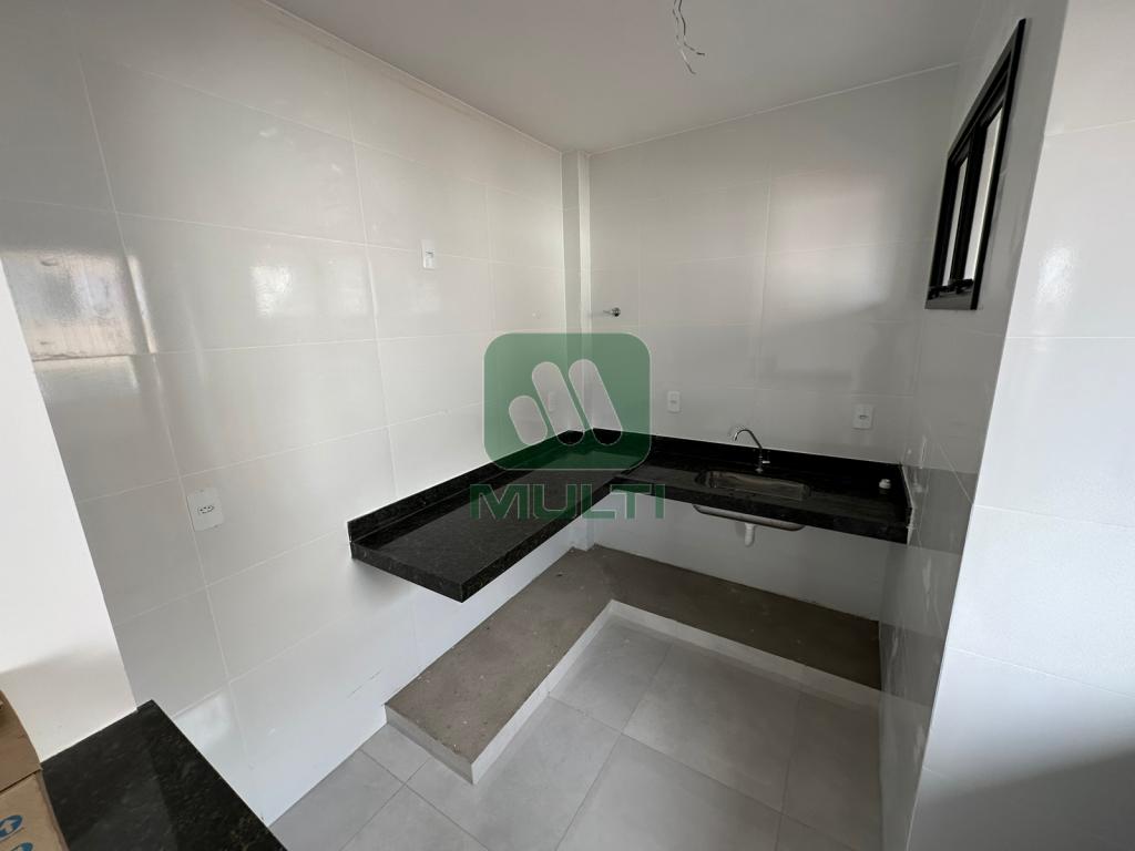 Apartamento à venda com 2 quartos, 65m² - Foto 7