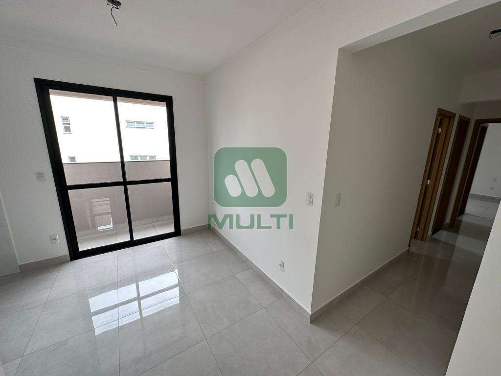 Apartamento à venda com 2 quartos, 65m² - Foto 8