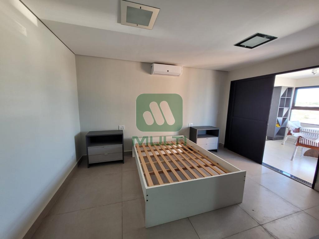 Cobertura à venda com 3 quartos, 220m² - Foto 5