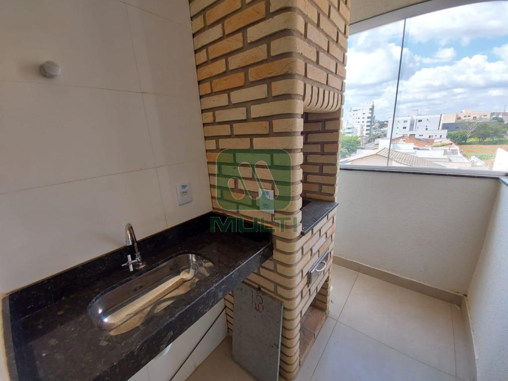 Apartamento à venda com 2 quartos, 56m² - Foto 3