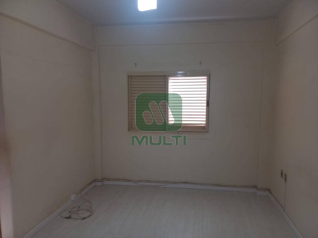 Apartamento à venda com 3 quartos, 130m² - Foto 8