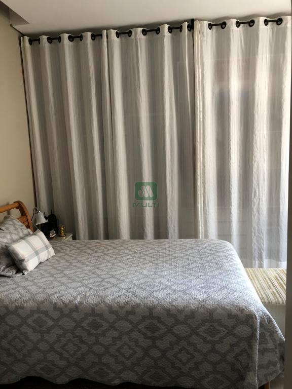 Apartamento à venda com 2 quartos, 72m² - Foto 14