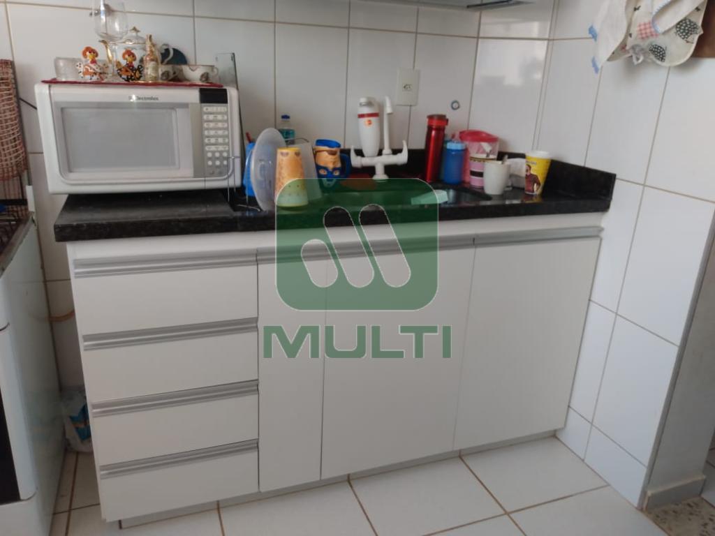 Apartamento à venda com 2 quartos, 57m² - Foto 1