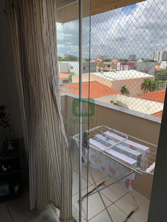 Apartamento à venda com 2 quartos, 57m² - Foto 10