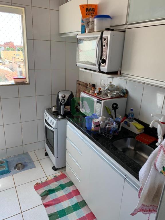 Apartamento à venda com 2 quartos, 57m² - Foto 13