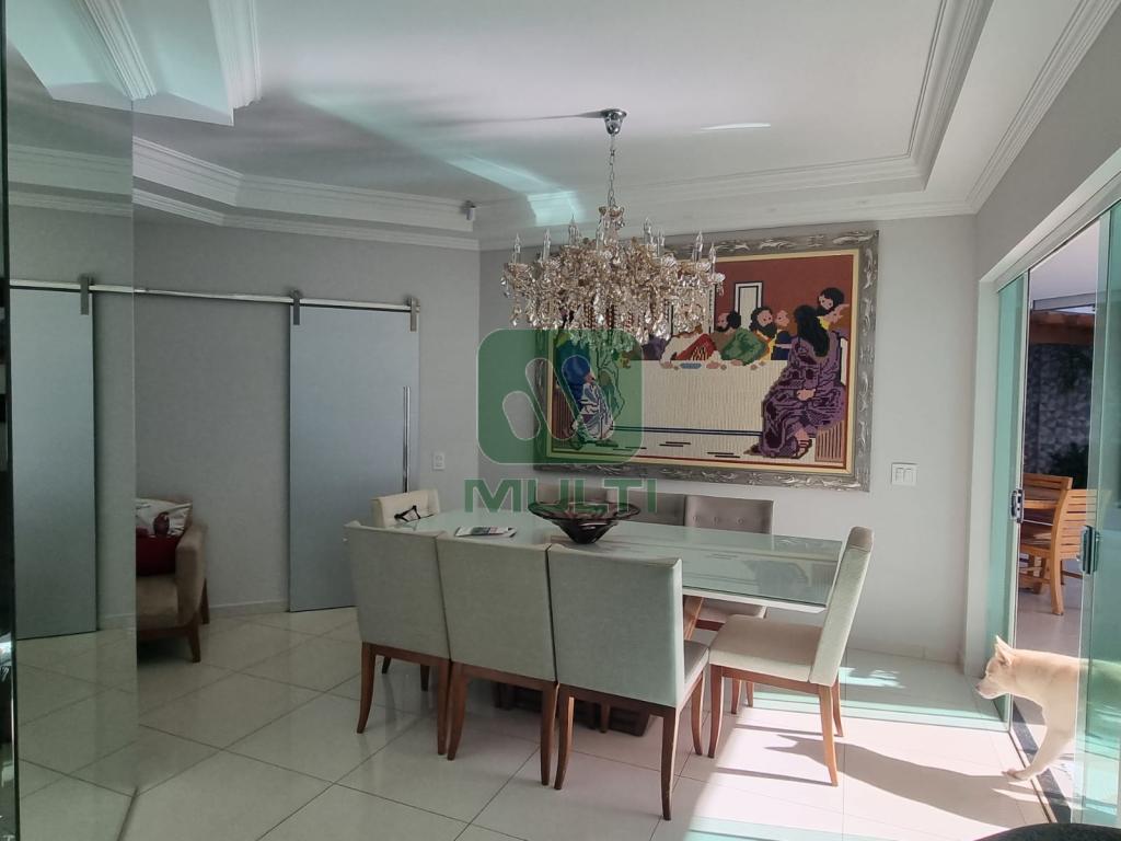 Casa à venda com 4 quartos, 420m² - Foto 18