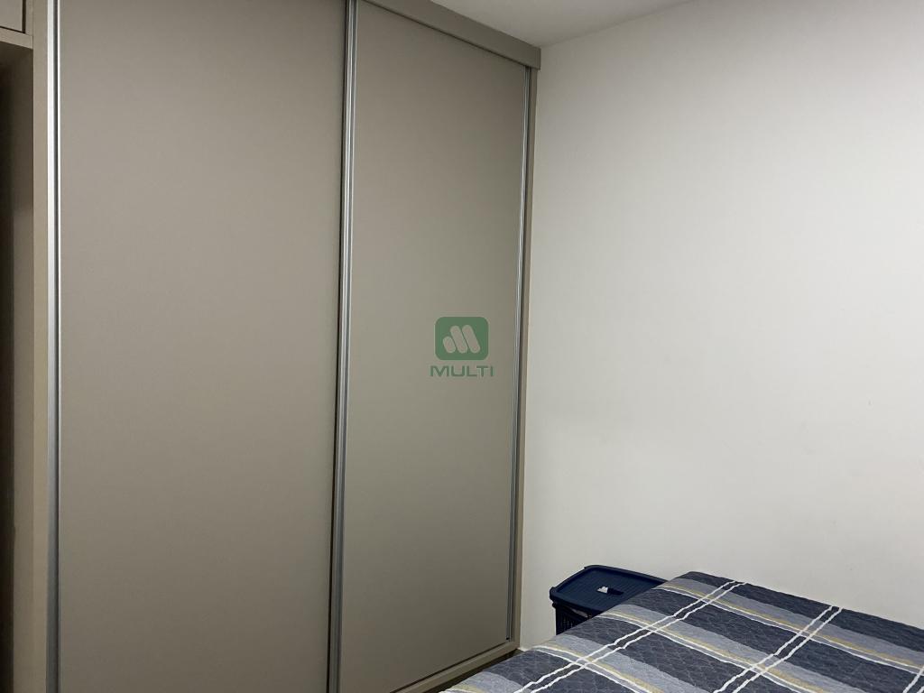 Apartamento à venda com 3 quartos, 74m² - Foto 8