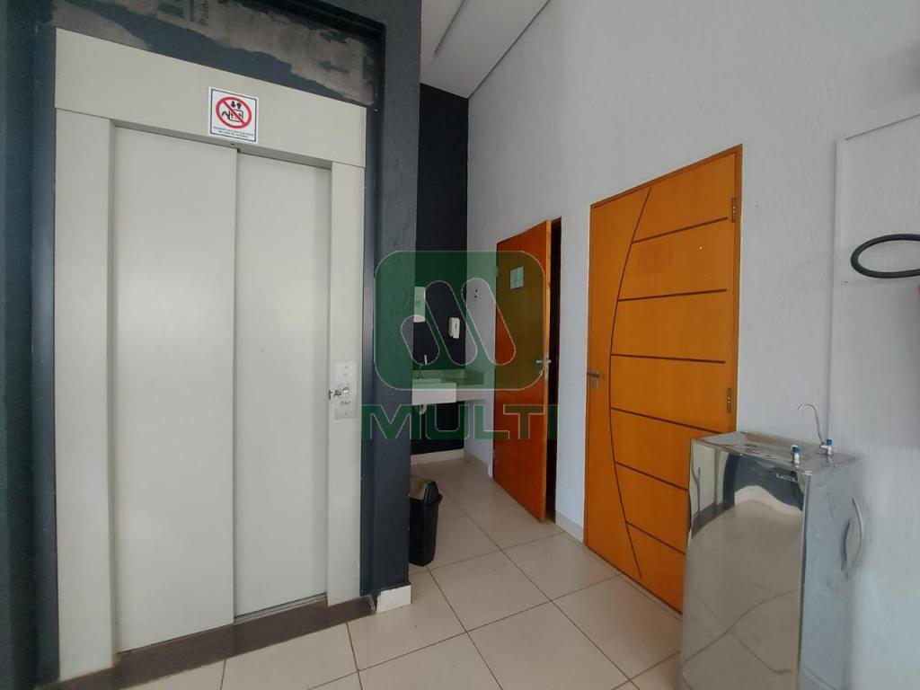 Prédio Inteiro à venda com 2 quartos, 419m² - Foto 6