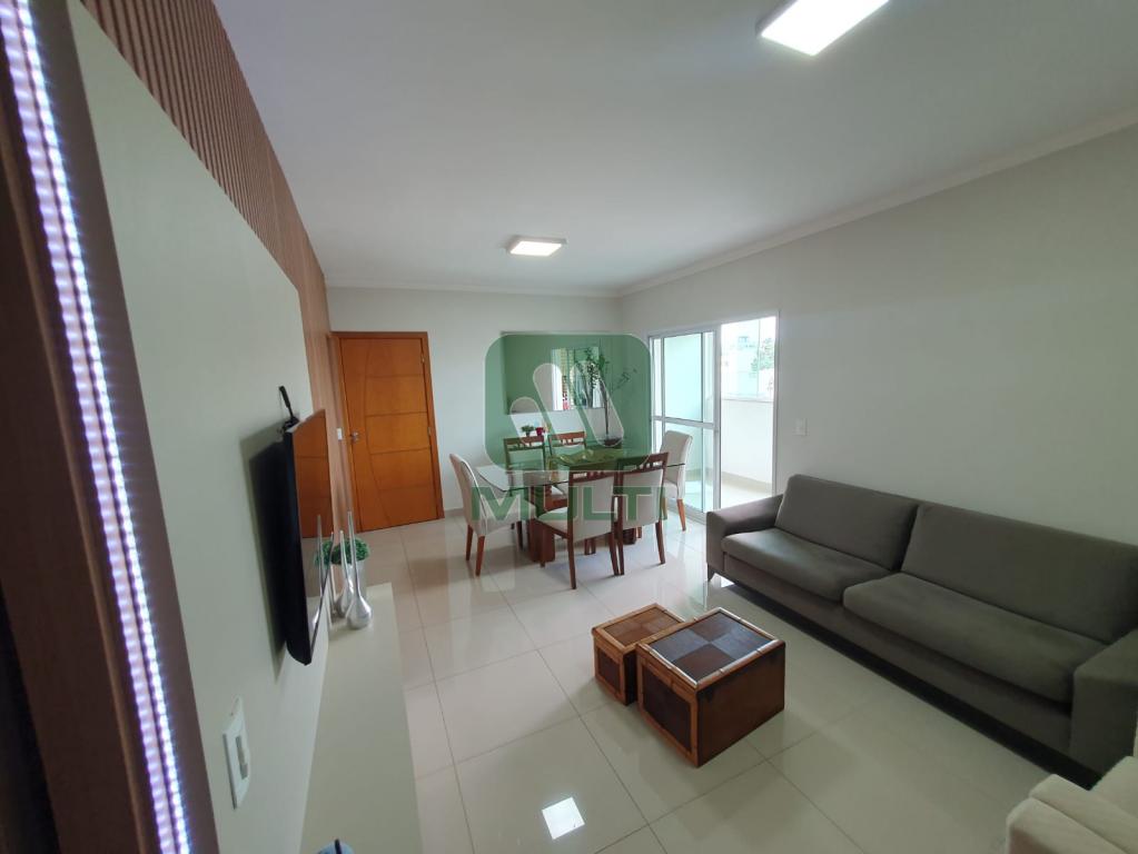 Apartamento à venda com 3 quartos, 94m² - Foto 1