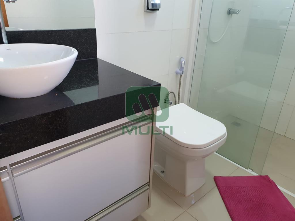 Apartamento à venda com 3 quartos, 94m² - Foto 11